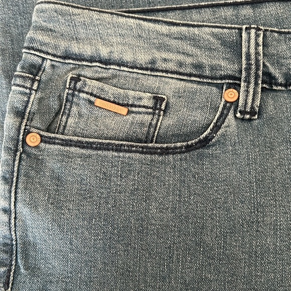 Nine West Gramercy Cropped Jeans. Size 16. NWT. - Picture 7 of 11